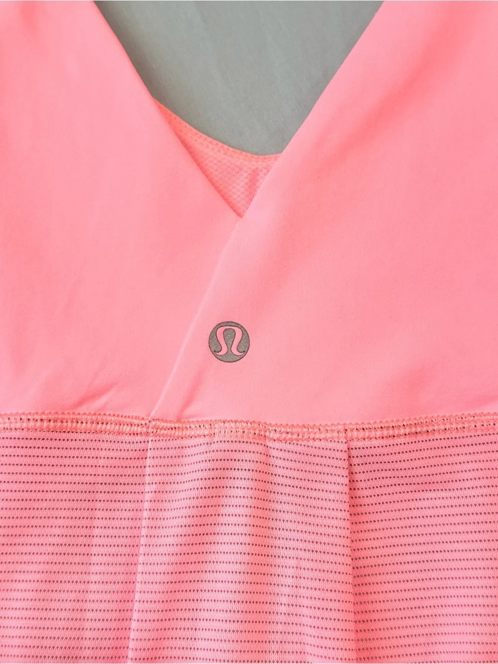 Lululemon Pink Tank Top | Size 6 Drawstring Hem Built-in Bra X-Static Silver
